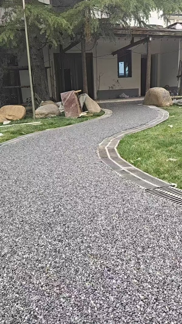 胶粘石